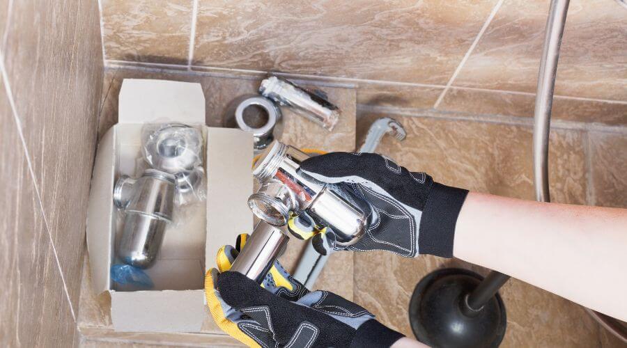 Professional gutter cleaning in Montague, TX